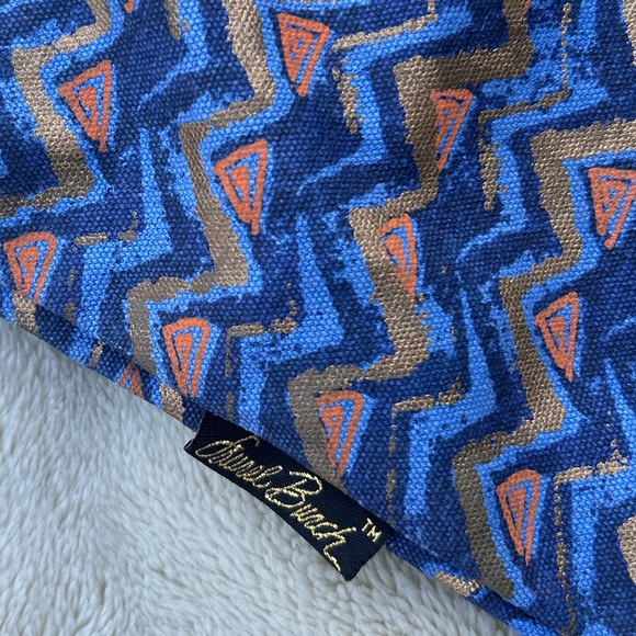 Authentic Laurel Burch tote bag with zip close and pockets - Picture 4 of 6